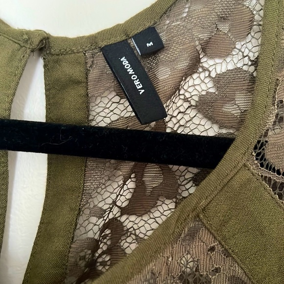 VERO MODA - Sleeveless Lace Top - Khaki Green - Size M - Picture 3 of 3